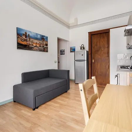 Porta Carini Apartment