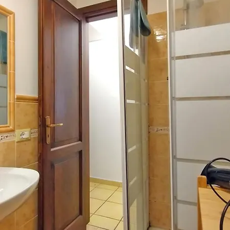 Porta Carini Apartment *